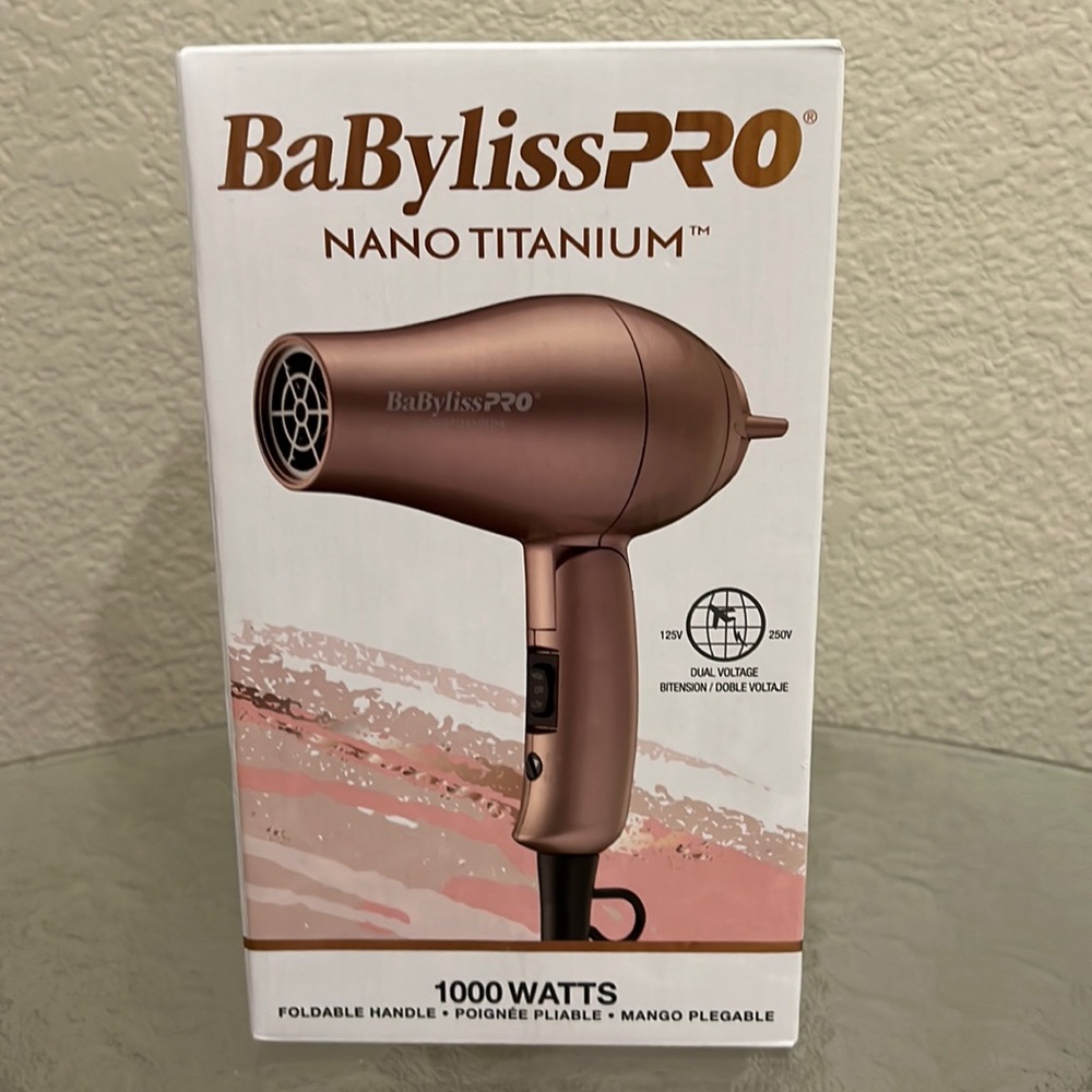 BaByliss Pro 1000 Watts Rose Gold hair dryer
